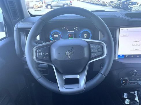 New 2026 Ford Bronco Outer Banks AWD/4WD image 10