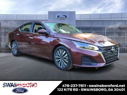 Used 2023 Nissan Altima 2.5 SV