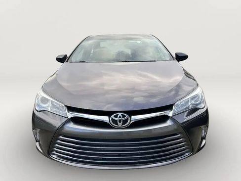 Used 2016 Toyota Camry LE FWD image 6