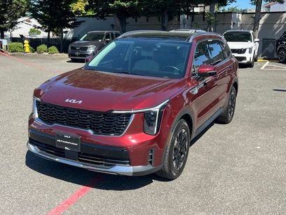 Certified 2025 Kia Sorento S w/ Panoramic Sunroof Package