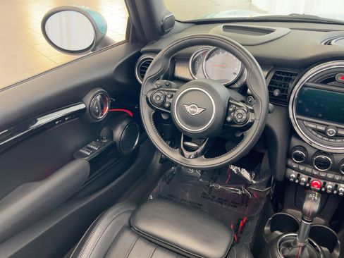 Used 2019 MINI Cooper S w/ Driver Assistance Package image 26