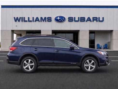 Used 2014 Subaru Outback 3.6R Limited AWD/4WD image 8