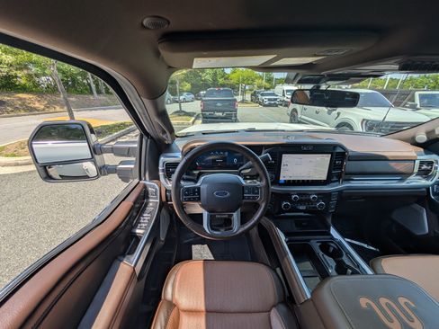 Certified 2025 Ford F350 King Ranch AWD/4WD image 16