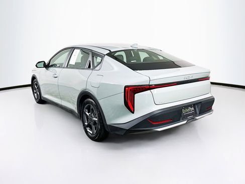 Used 2025 Kia K4 LXS image 5