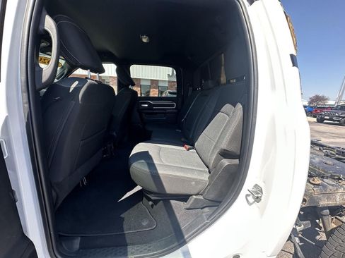 Used 2020 RAM 2500 Big Horn w/ Level 2 Equipment Group AWD/4WD image 31