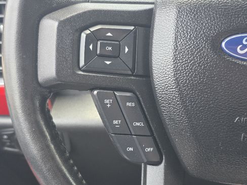 Used 2017 Ford F150 XLT w/ Equipment Group 302A Luxury AWD/4WD image 14