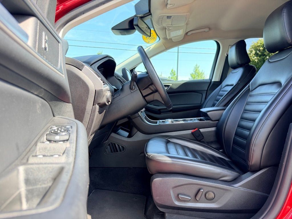 Used 2024 Ford Edge SEL AWD/4WD image 23