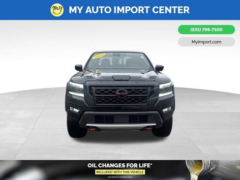 Used 2024 Nissan Frontier PRO-4X w/ Technology Package AWD/4WD image 2