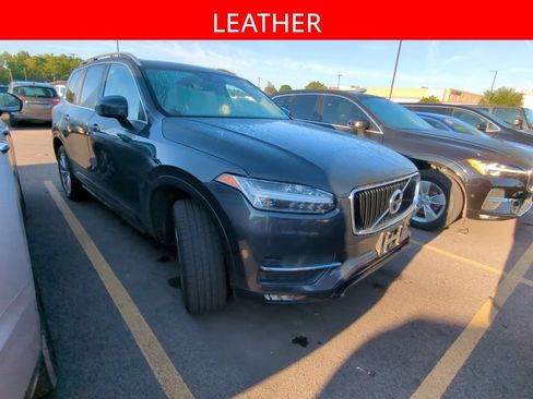 Used 2016 Volvo XC90 T6 Momentum w/ Momentum Plus Package AWD/4WD image 3