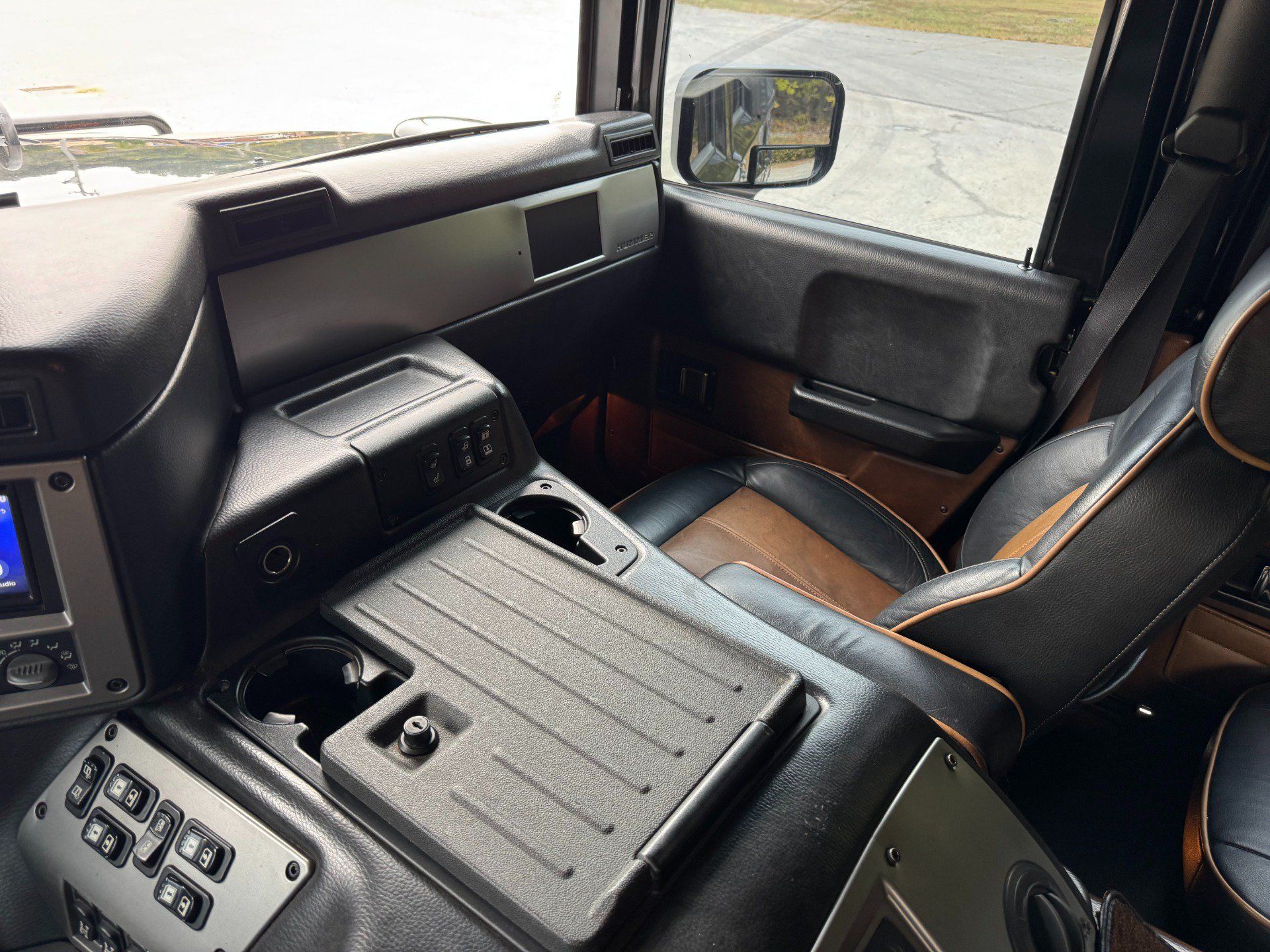 Used 2004 HUMMER H1 4-Door Open Top AWD/4WD image 50