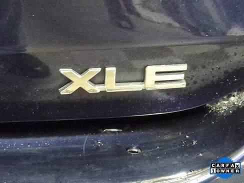 Used 2023 Toyota Highlander XLE image 8