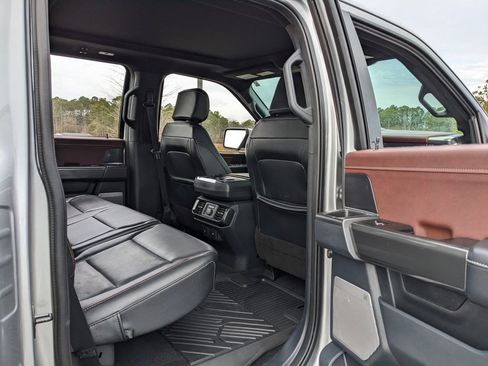 Used 2022 Ford F150 Lariat w/ Equipment Group 502A High image 51