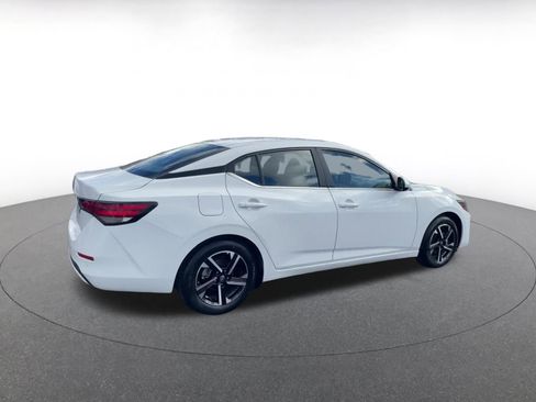 Used 2025 Nissan Sentra SV image 15