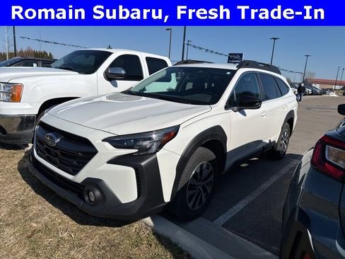 Used 2024 Subaru Outback Premium image 1