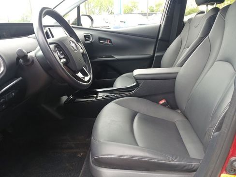 Used 2020 Toyota Prius Prime XLE FWD image 15