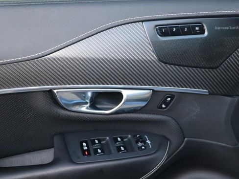 Used 2019 Volvo XC90 T6 R-Design w/ Advanced Package image 8