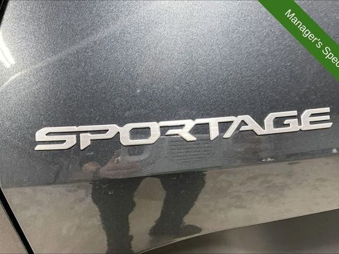 Used 2024 Kia Sportage EX FWD image 39