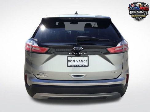 Used 2024 Ford Edge SEL w/ Convenience Package AWD/4WD image 4