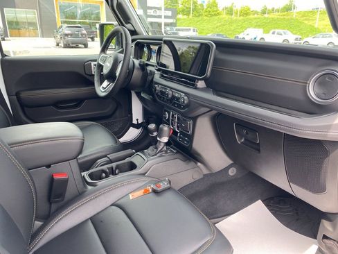 New 2025 Jeep Wrangler Sahara image 10