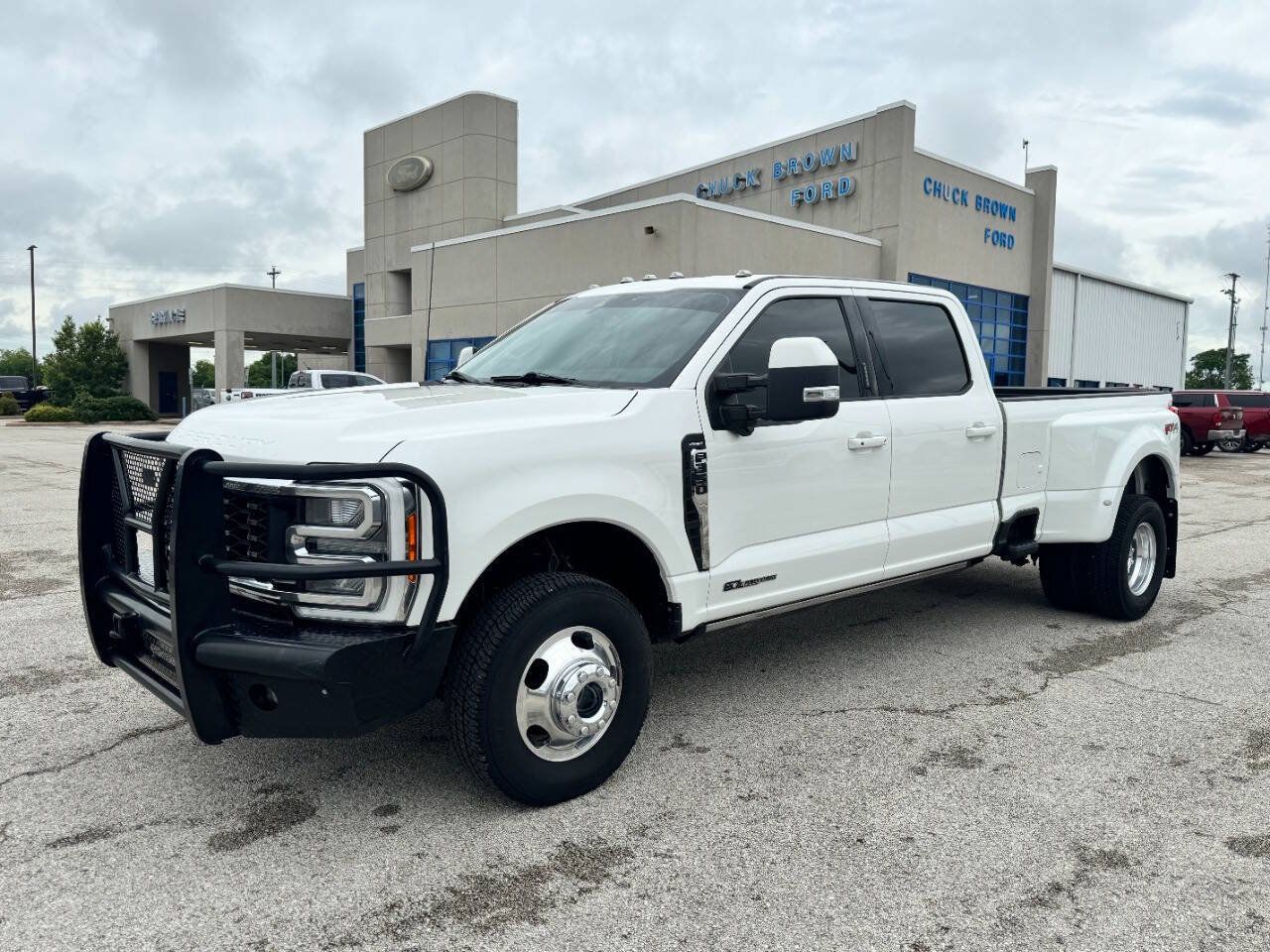Used 2023 Ford F350 Lariat w/ Lariat Ultimate Package AWD/4WD image 1