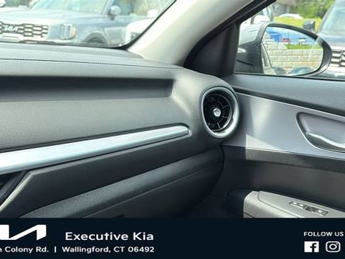Certified 2023 Kia Forte LXS FWD image 20