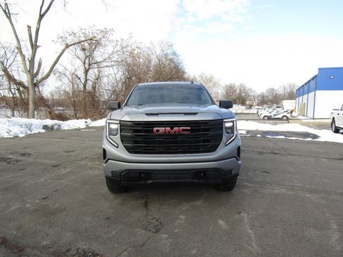 Used 2023 GMC Sierra 1500 Pro w/ Graphite Edition image 46