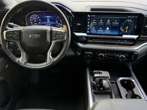Used 2025 Chevrolet Silverado 1500 RST w/ RST All Star Premium Package AWD/4WD image 8