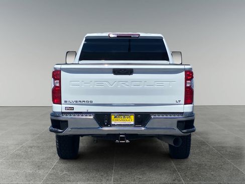 Used 2023 Chevrolet Silverado 2500 LT w/ Convenience Package AWD/4WD image 4