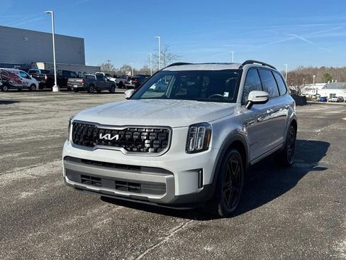 Used 2023 Kia Telluride EX X-Line image 9