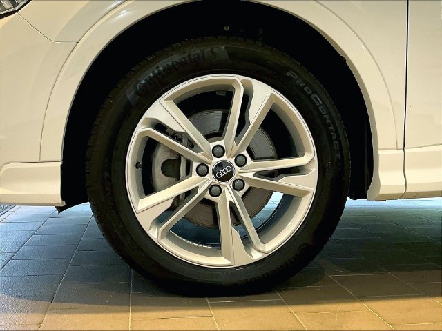 Certified 2023 Audi Q3 2.0T Premium w/ Convenience Package AWD/4WD image 11