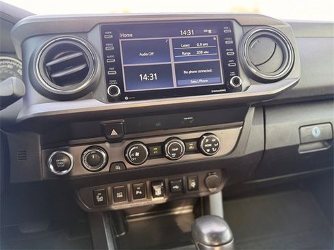 Used 2020 Toyota Tacoma TRD Off-Road image 14
