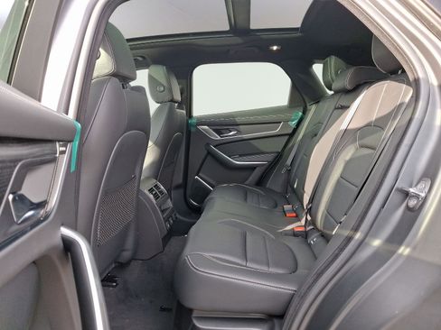 New 2025 Jaguar F-PACE R-Dynamic S image 8