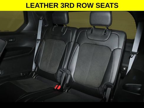 Used 2023 Jeep Grand Cherokee L Laredo AWD/4WD image 13