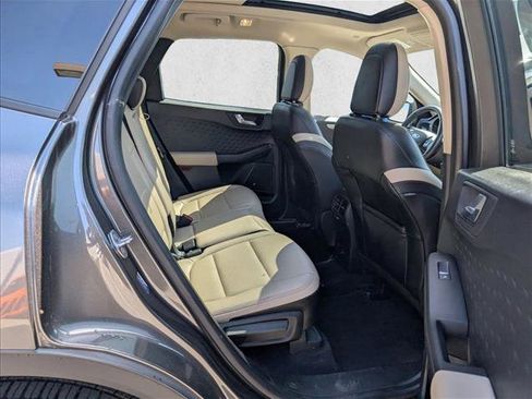 Used 2020 Ford Escape SE Sport FWD image 19