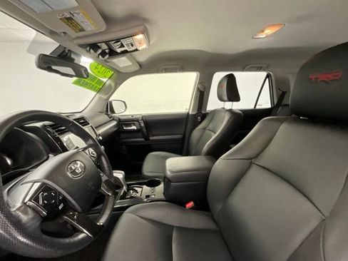 Used 2024 Toyota 4Runner TRD Off-Road Premium AWD/4WD image 15