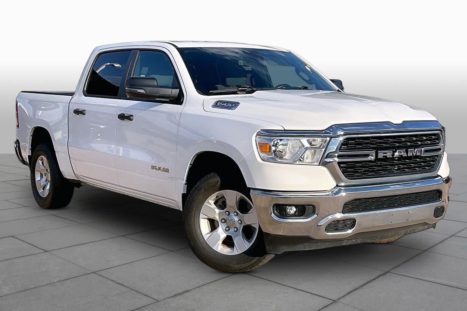 Used 2023 RAM 1500 Big Horn AWD/4WD image 3