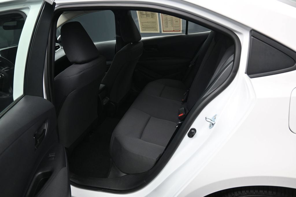Used 2026 Toyota Corolla LE FWD image 25