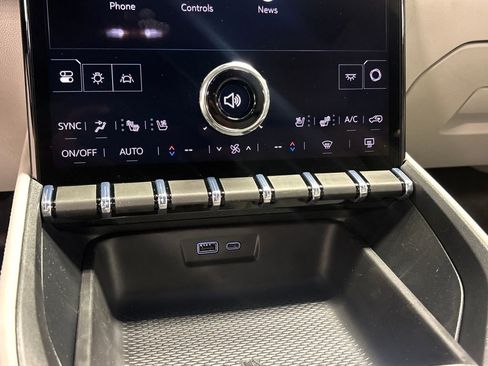 New 2026 GMC Terrain Denali image 37