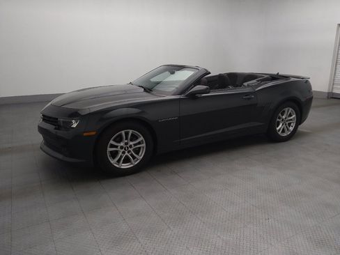 Used 2015 Chevrolet Camaro LT RWD image 2