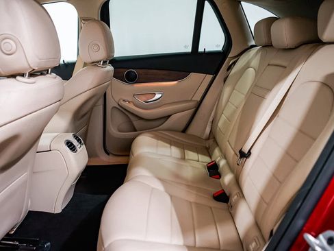 Certified 2021 Mercedes-Benz GLC 300 image 17