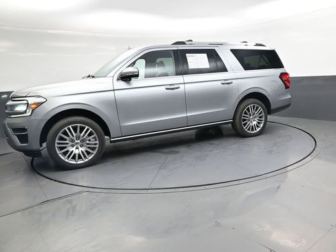 Used 2023 Ford Expedition Max Limited AWD/4WD image 8