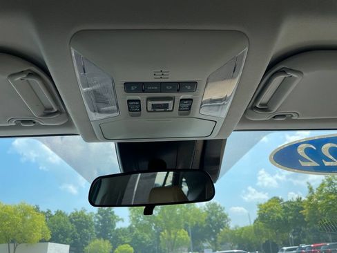 Used 2022 Toyota RAV4 XLE Premium FWD image 16