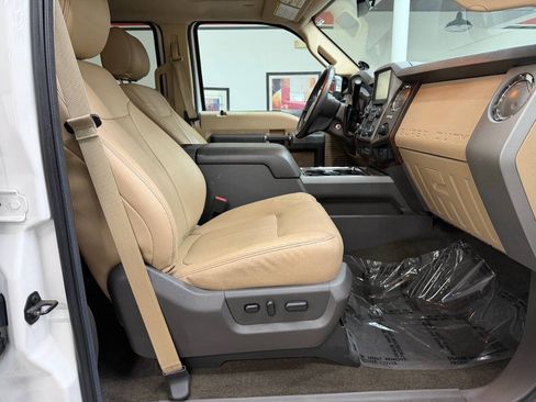 Used 2016 Ford F350 Lariat w/ Lariat Ultimate Package AWD/4WD image 17