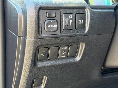 Certified 2020 Toyota 4Runner TRD Off-Road Premium w/ Moonroof Package AWD/4WD image 18