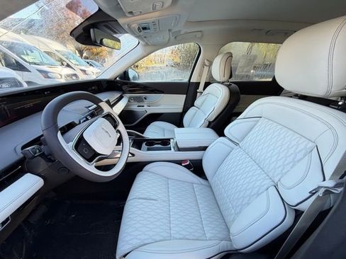 New 2026 Lincoln Nautilus Black Label image 15