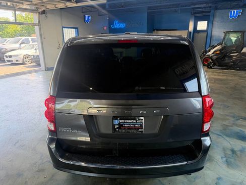 Used 2016 Dodge Grand Caravan SE w/ Quick Order Package 29E SE FWD image 12