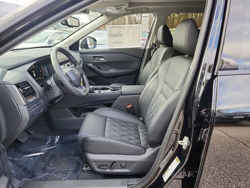 New 2026 Nissan Rogue Platinum w/ Platinum Premium Package AWD/4WD image 6