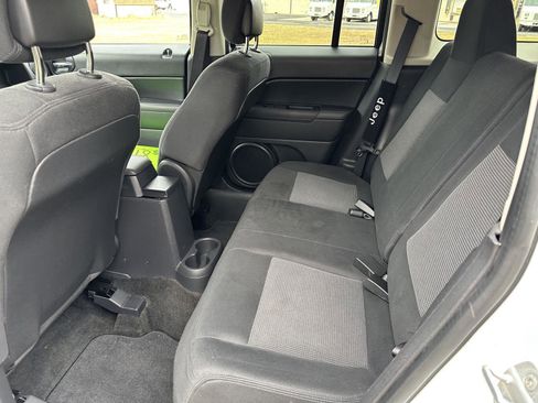 Used 2014 Jeep Patriot Latitude image 20