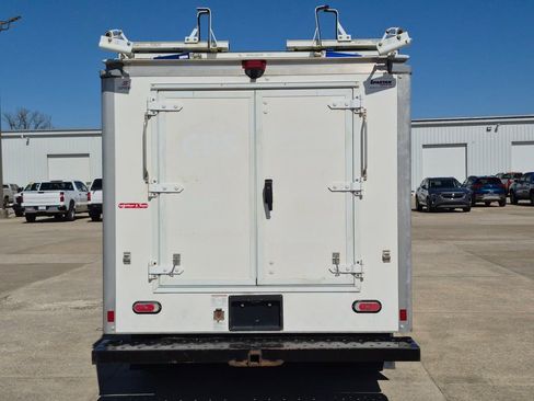 Used 2020 Chevrolet Express 3500 w/ Power Convenience Package image 6