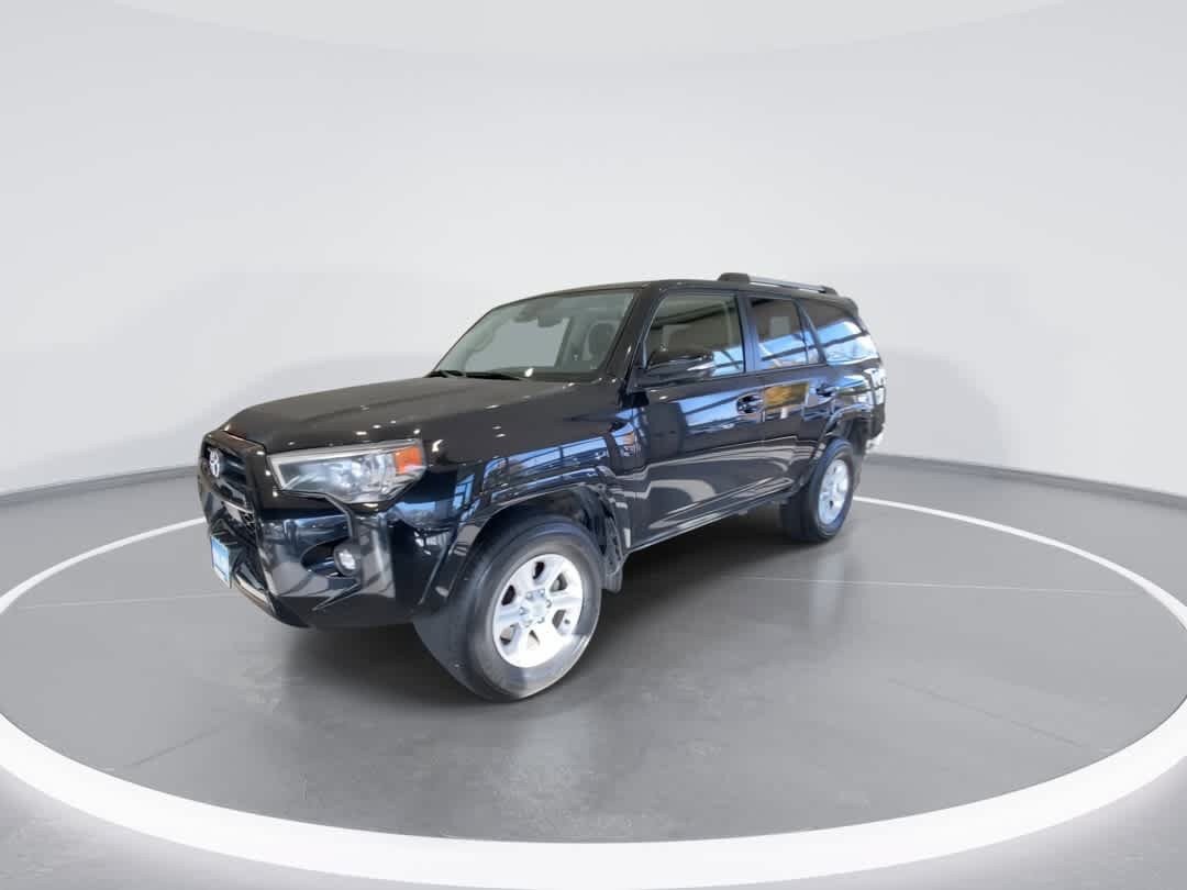 Used 2024 Toyota 4Runner SR5 Premium w/ Moonroof Package AWD/4WD image 4